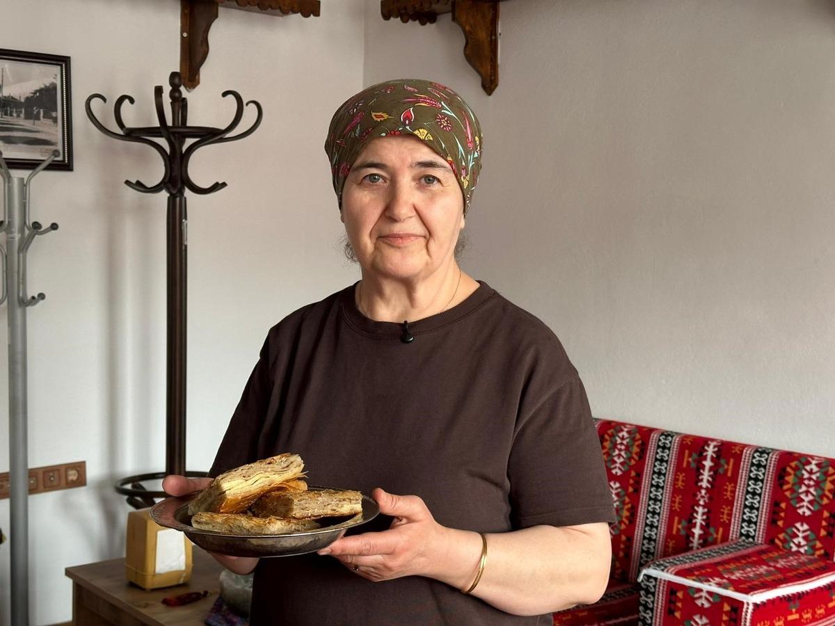 Bayram sofralarının vazgeçilmezi! Hem leziz hem mide dostu: Yazma çöreği 2