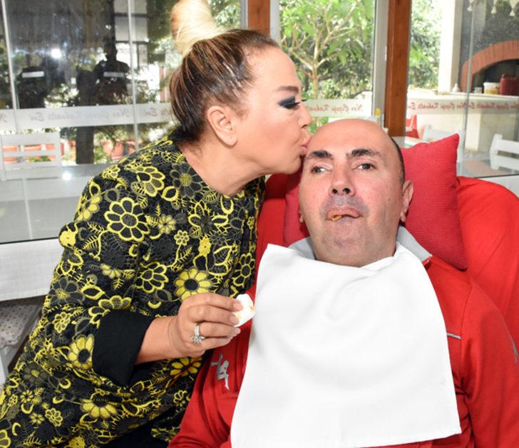 Safiye Soyman evinin kapılarını açtı G1