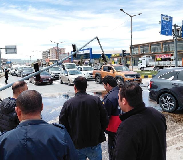Van&rsquo;da trafik kazası: 1 yaralı 5