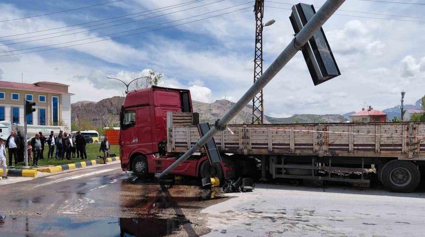Van&rsquo;da trafik kazası: 1 yaralı