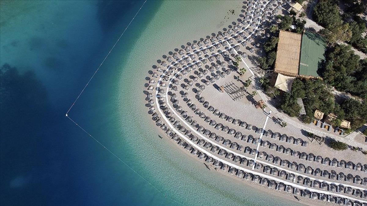 T&uuml;rkiye kıyıları artık d&uuml;nya markası! Mavi bayraklı plaj sayısı 580&rsquo;e y&uuml;kseldi 1