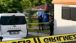 18 yaşındaki Beyzanur &ccedil;ocuk parkında kendini asmış!