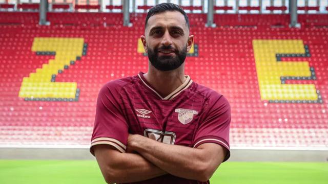 Göztepe, Efkan'la 1 yıl daha devam