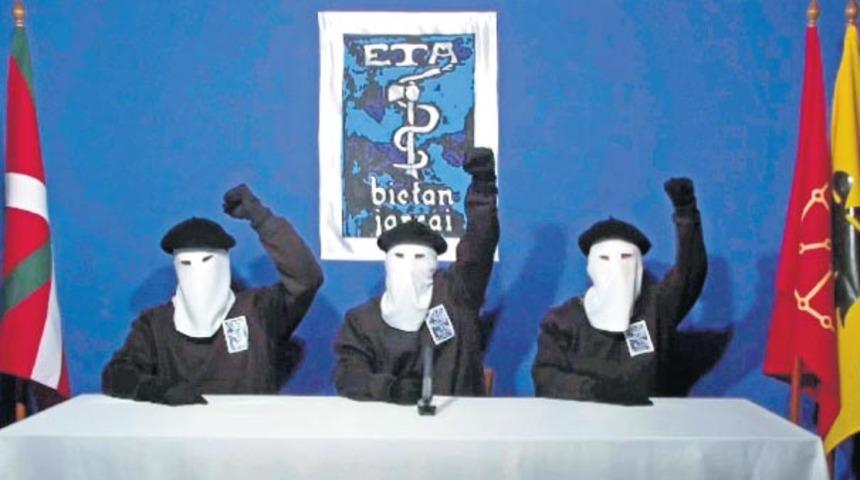 59 yıllık terör örgütü kendini feshetti!