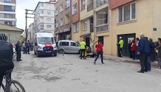 Eskişehir&rsquo;de ara&ccedil; yayalara &ccedil;arptı: 2&rsquo;si ağır 3 yaralı