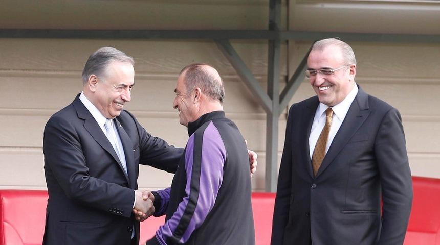 G.Saray'dan UEFA ve transfer m&uuml;jdesi