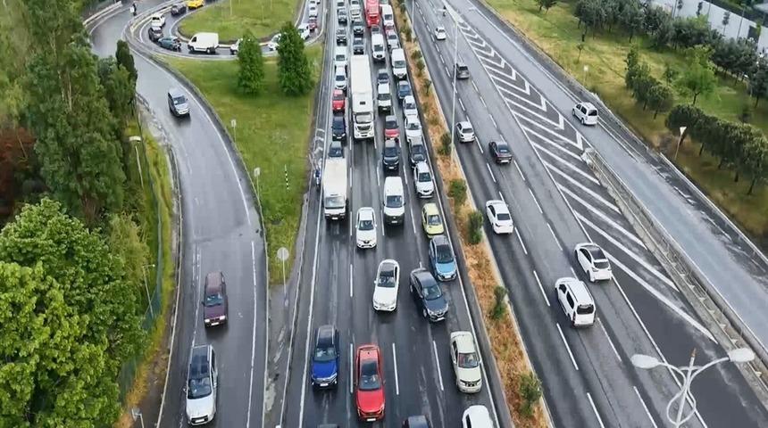 İstanbul'da trafik yoğunluğu y&uuml;zde 85'e ulaştı