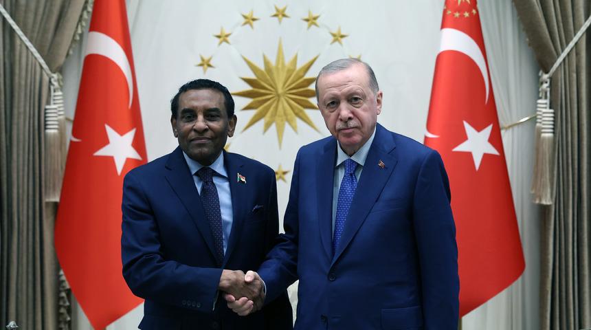 Cumhurbaşkanı Erdoğan, Sudan Başbakanı İdris'i kabul etti