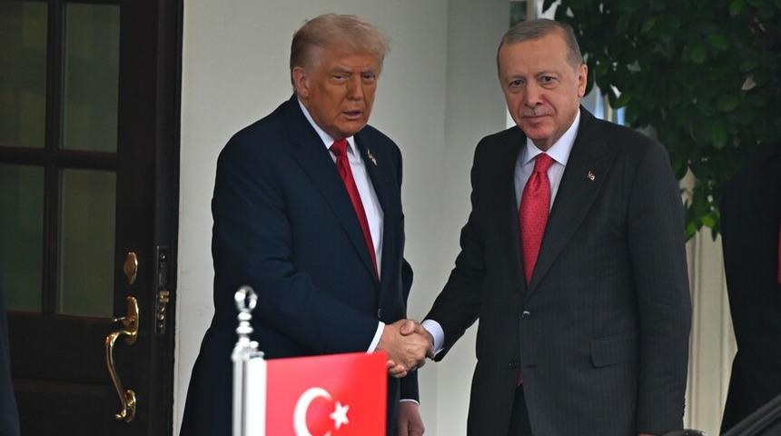 Cumhurbaşkanı Erdoğan ile Trump arasında ateşkes g&ouml;r&uuml;şmesi