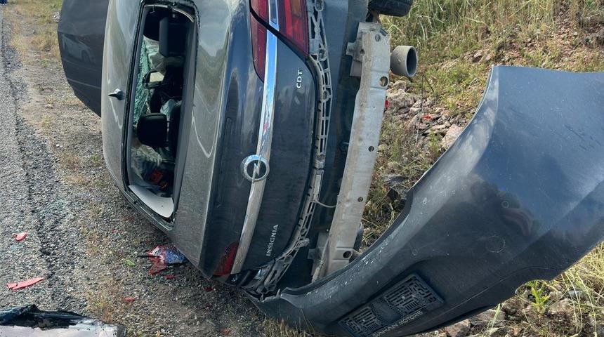 Şırnak'ta SUV tipi ara&ccedil; ile otomobilin &ccedil;arpıştığı kazada 2 kişi yaralandı