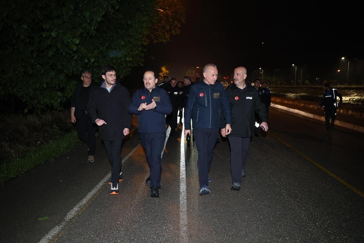 Tokat ta taşkın riski! Yüzlerce ev binlerce hayvan tahliye edildi 5