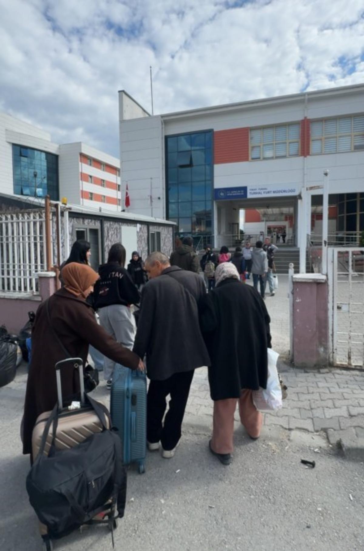 Tokat ta taşkın riski! Yüzlerce ev binlerce hayvan tahliye edildi 2