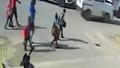 �ocuk kanalizasyona d��t�, �evredekiler yard�m�na ko�tu