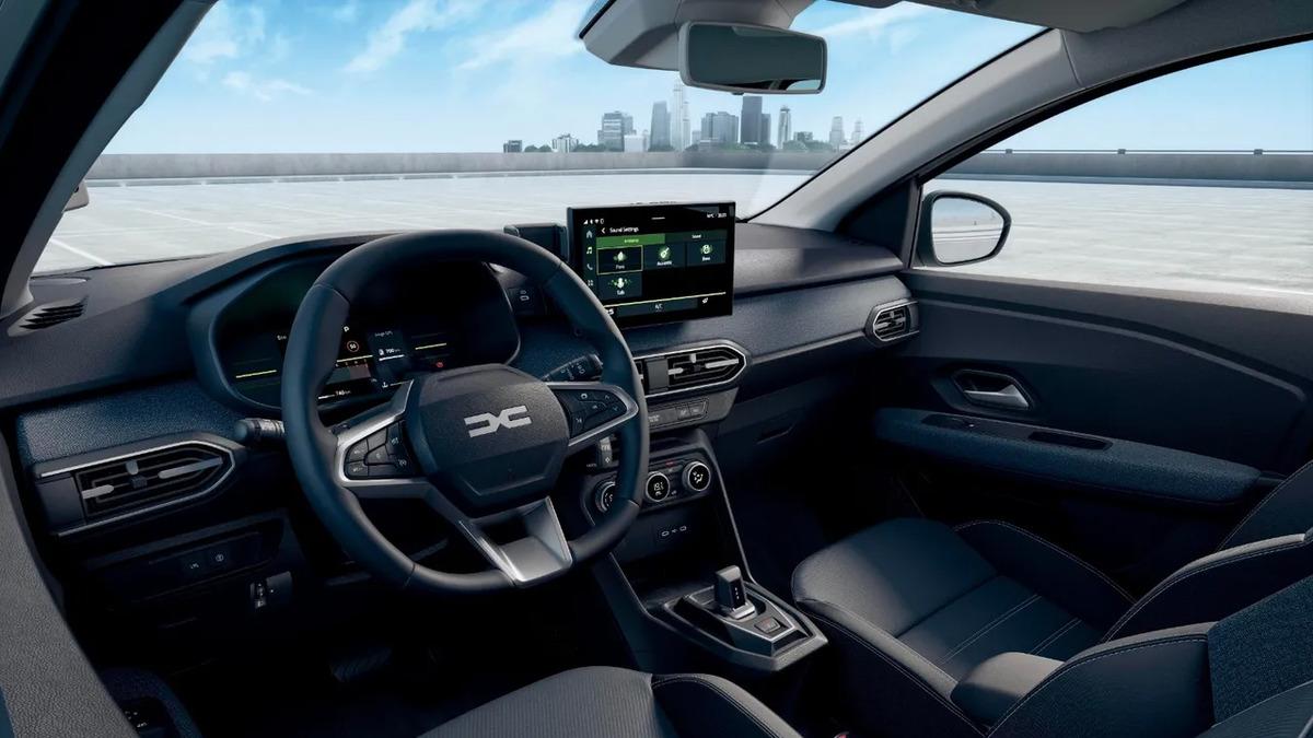 13 yıl sonra geri d&ouml;nd&uuml;! Dacia Logan ın T&uuml;rkiye fiyatı belli oldu 2