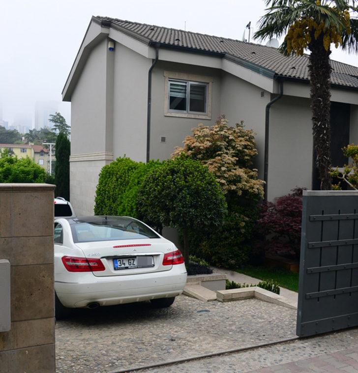 Defne Samyeli geceyi Cem Yılmaz'ın evinde geçirdi!  G2