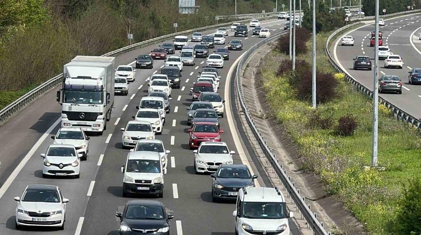 D&uuml;zce&rsquo;de ara&ccedil; sayısı 164 bini ge&ccedil;ti