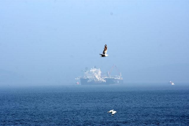 Dünyanın en büyük gemisi, Çanakkale Boğazı'ndan geçti