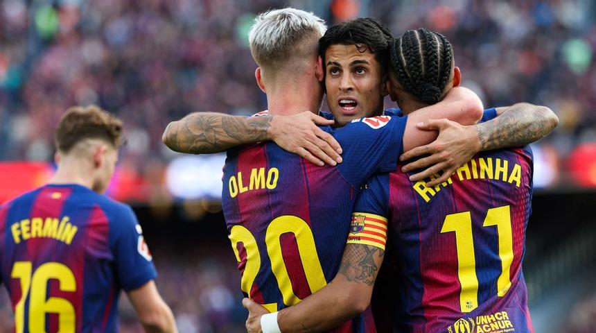 D&uuml;nya yıldızı Joao Cancelo a&ccedil;ıkladı: 'Favorim Galatasaray! '