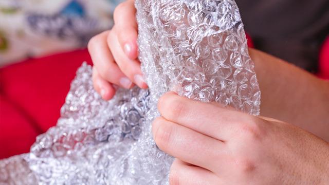Meğer balonlu naylon bambaşka bir amaçla icat edilmiş! Gerçek hikayesi şaşırttı
