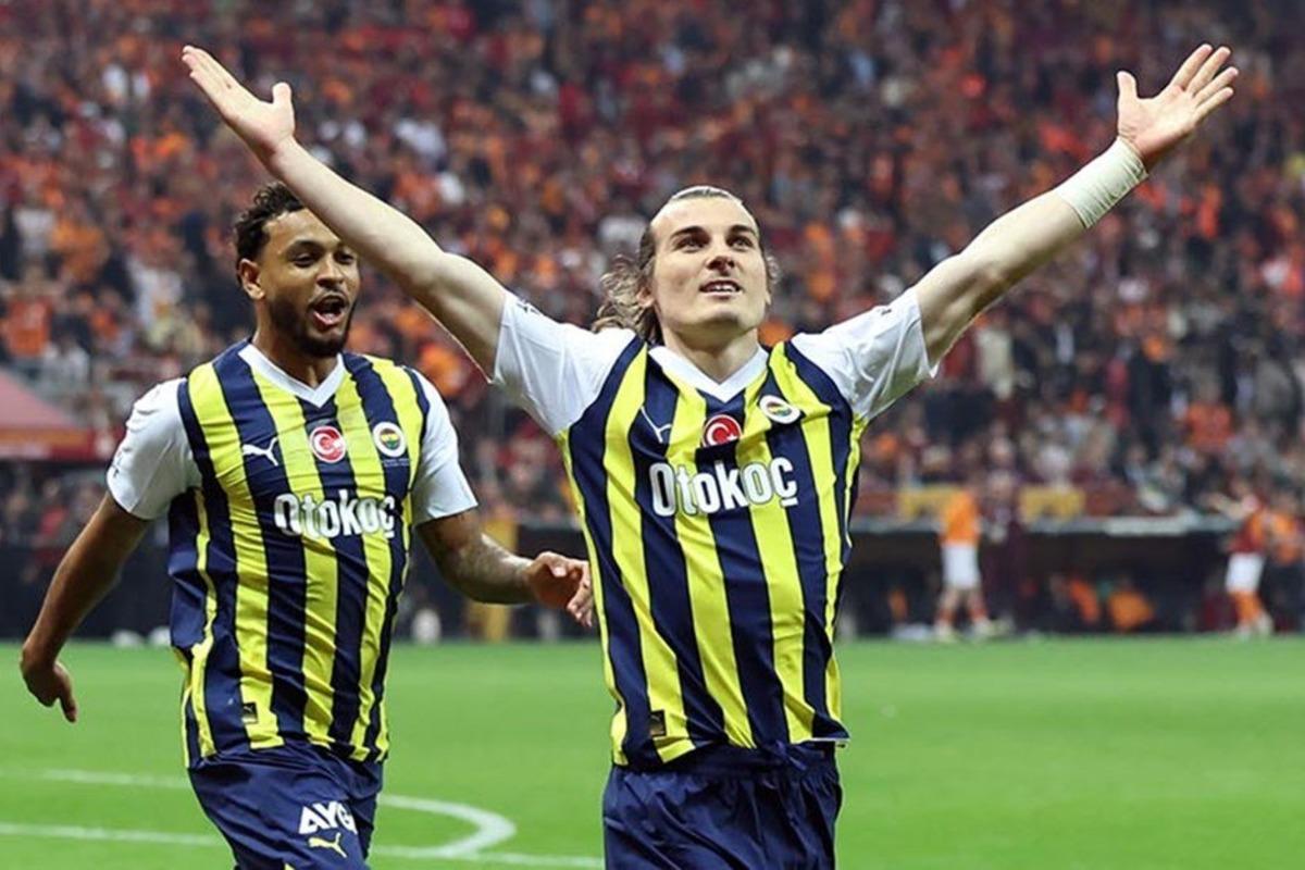Fenerbah&ccedil;e de ayrılık: Aziz Yıldırım da Hakan Safi de istemiyor! Tecr&uuml;beli isim &ccedil;antasını topladı 2