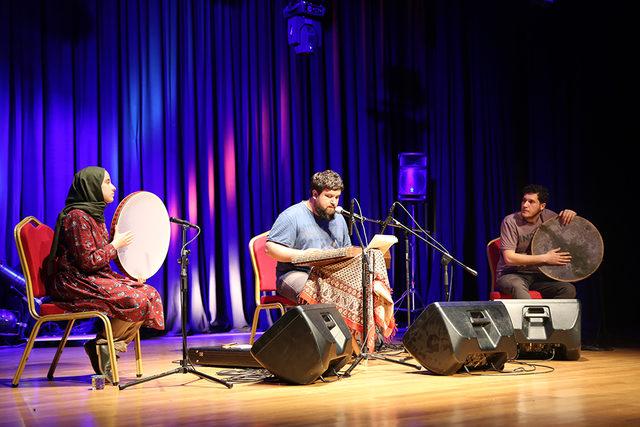 Unutulan &ccedil;algı  Santur  g&uuml;n y&uuml;z&uuml;ne &ccedil;ıktı 1