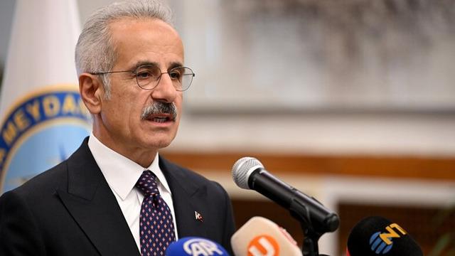 Bakan Uraloğlu: Hava yollarında hedefimiz 270 milyon yolcu