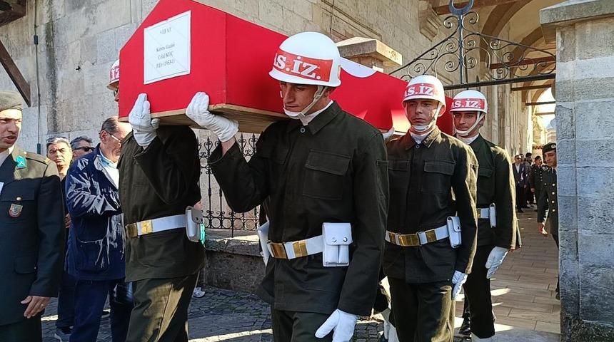 Edirne'de Kıbrıs Gazisi Celal Ko&ccedil; son yolculuğuna uğurlandı
