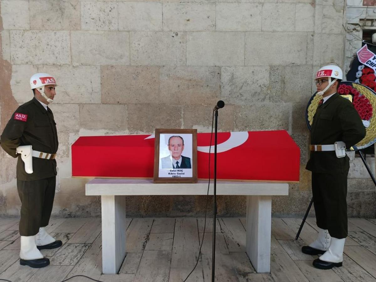 Edirne de Kıbrıs Gazisi Celal Ko&ccedil; son yolculuğuna uğurlandı 2