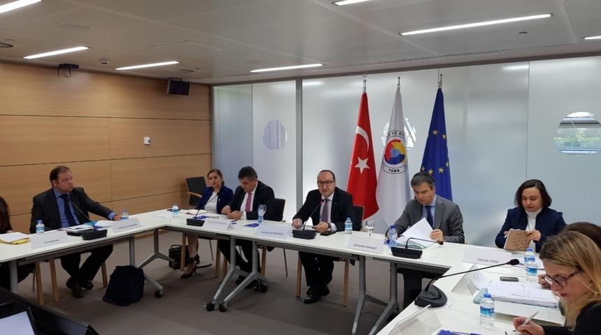 İKV Brüksel’de AB’nin geleceğini ve genişleme politikasını masaya yatırdı 