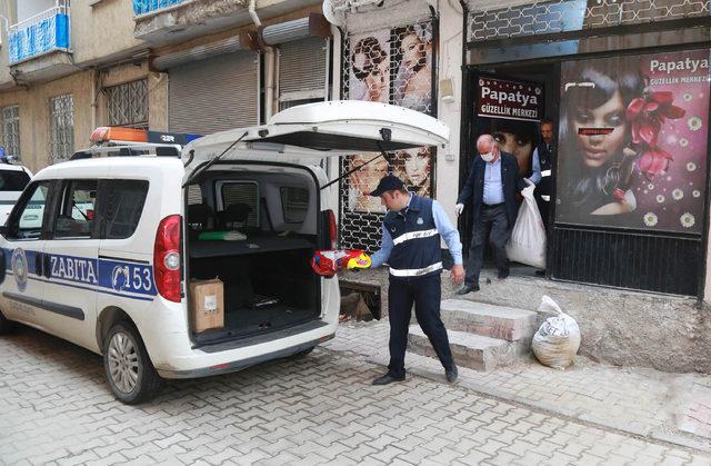 Güzellik merkezinde kaçak balon üretenlere operasyon