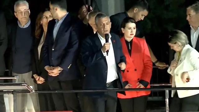 Özgür Özel: Bundan sonra gerekirse hayatı durduracağız, sorumlusu bu darbeyi yapanlardır