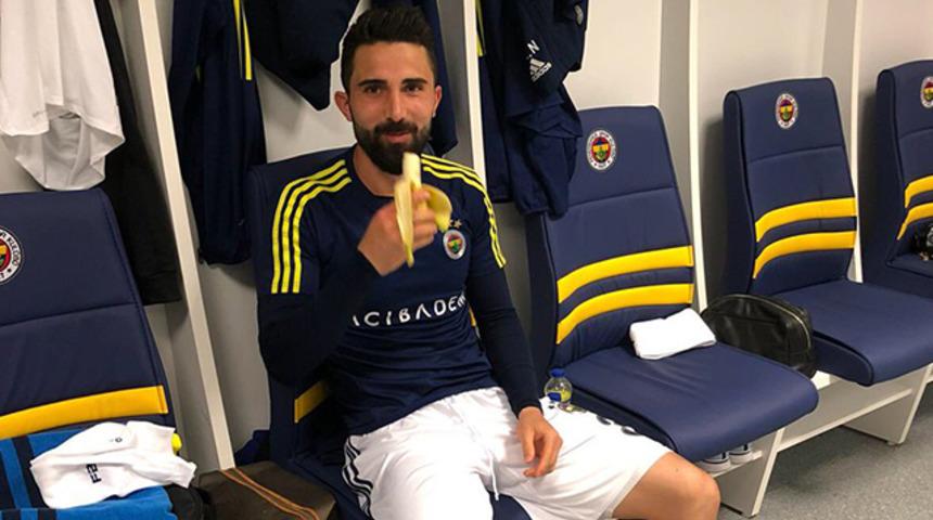 Hasan Ali Kaldırım'dan derbi öncesi 'muz' göndermesi!