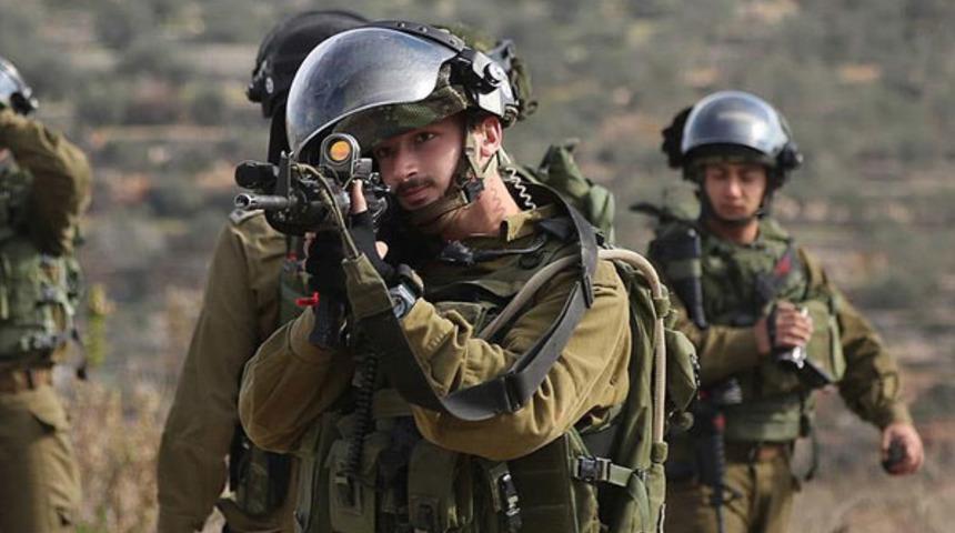 İsrailli keskin nişancıların yeni hedefi: Uçurtma uçuran Filistinliler!