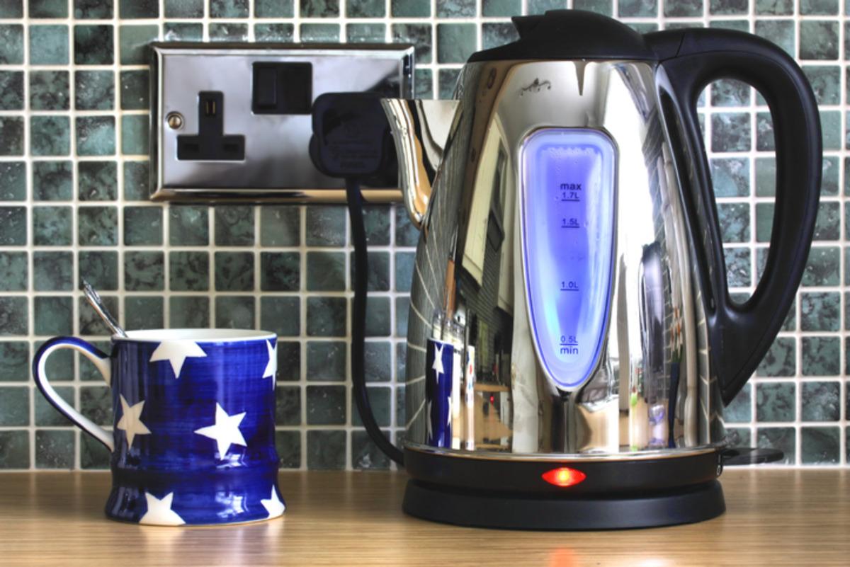 Mutfağında kettle kullananlara k&ouml;t&uuml; haber! Aile hekimi tehlikeyi a&ccedil;ıkladı 1