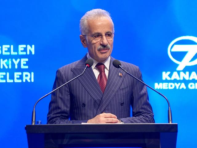 Bakan Uraloğlu, Y&uuml;kselen T&uuml;rkiye Zirveleri'nde duyurdu! T&uuml;rkiye'de ilk, yeni d&ouml;nem başladı