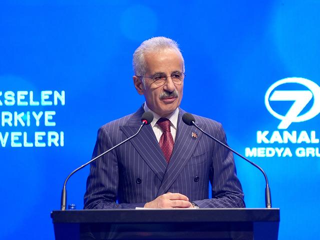 Ankara'nın kent i&ccedil;i ulaşımına m&uuml;jde: Bakan Uraloğlu duyurdu