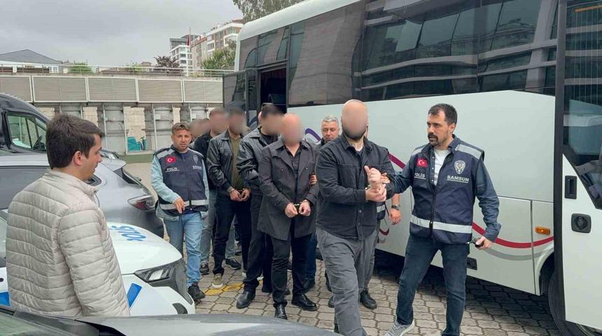 Barda darp edilen şahıs sosyal medyada paylaşım yaparak yardım istedi: 7 g&ouml;zaltı