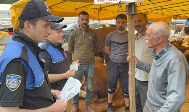 Polis, kurban pazarında vatandaşları dolandırıcılığa karşı uyardı 4