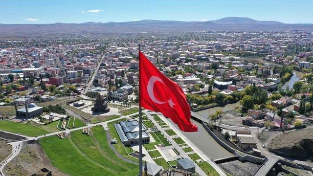 Sınır kenti ama sınırda kaldı! Kars dış ticarette alarm veriyor