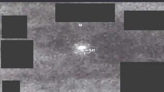 Pentagon yeni UFO kayıtlarını paylaştı! Açıklanamayan görüntüler gündem oldu