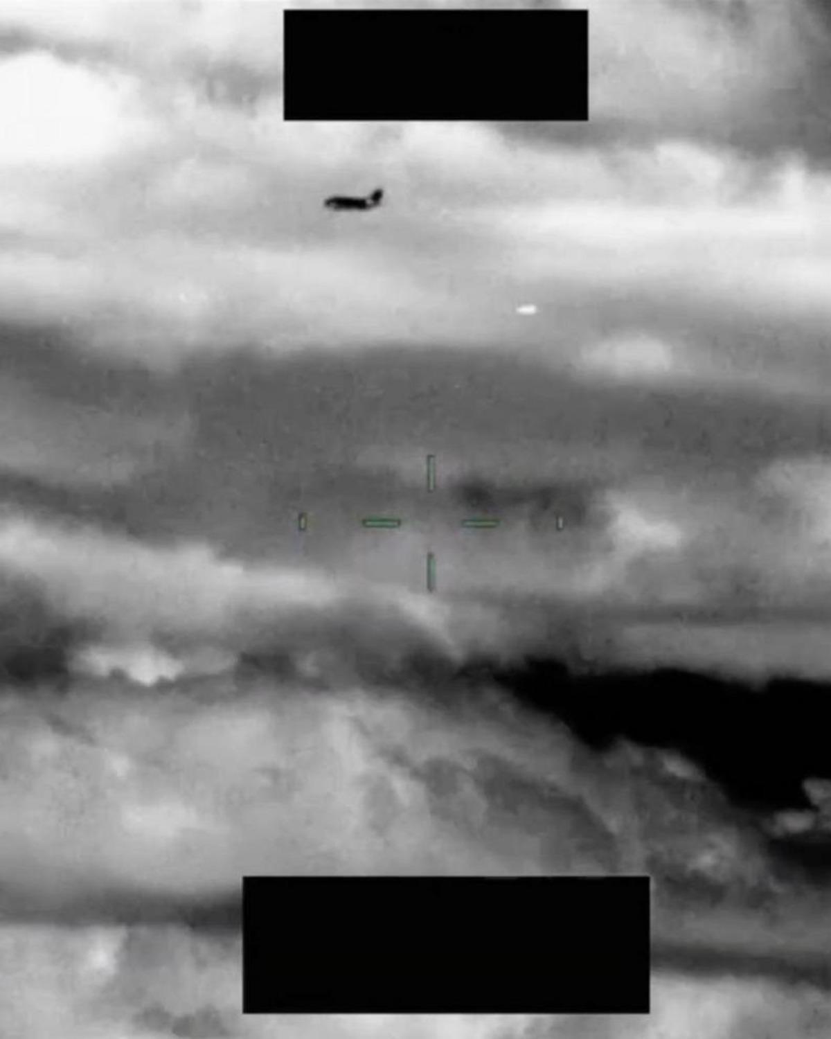 Pentagon yeni UFO kayıtlarını paylaştı! Açıklanamayan görüntüler gündem oldu 1