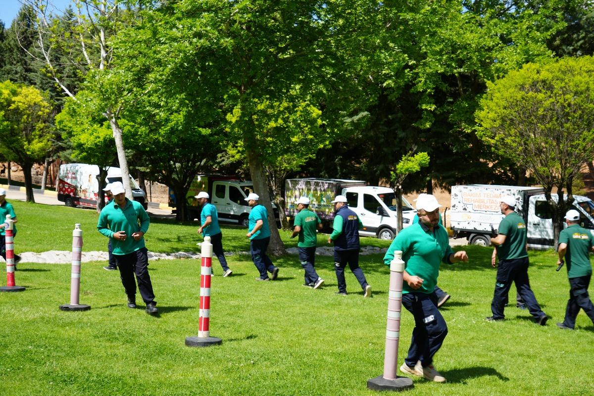 Ka&ccedil;an kurbanlıkları yakalamak i&ccedil;in  Kurban Yakalama Timi  kuruldu 1