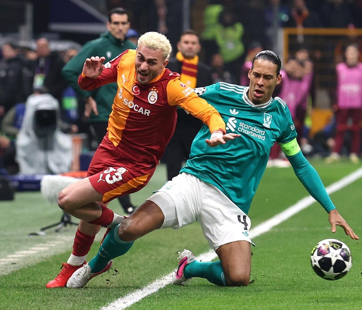 Van Dijk çılgınlığı! Sneijder devreye girdi: "Galatasaray a git" 1