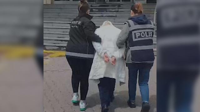 52 yıl hapis cezasıyla aranıyordu, yakalandı