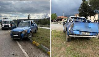 Kastamonu&rsquo;da yoldan &ccedil;ıkan kamyonet takla attı: 4 yaralı