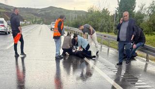 Kaza yapanlara yardım ederken hayatını kaybetti