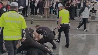 Yer: Çorum! Bıçakla taşkınlık çıkaran şüpheli gözaltına alındı