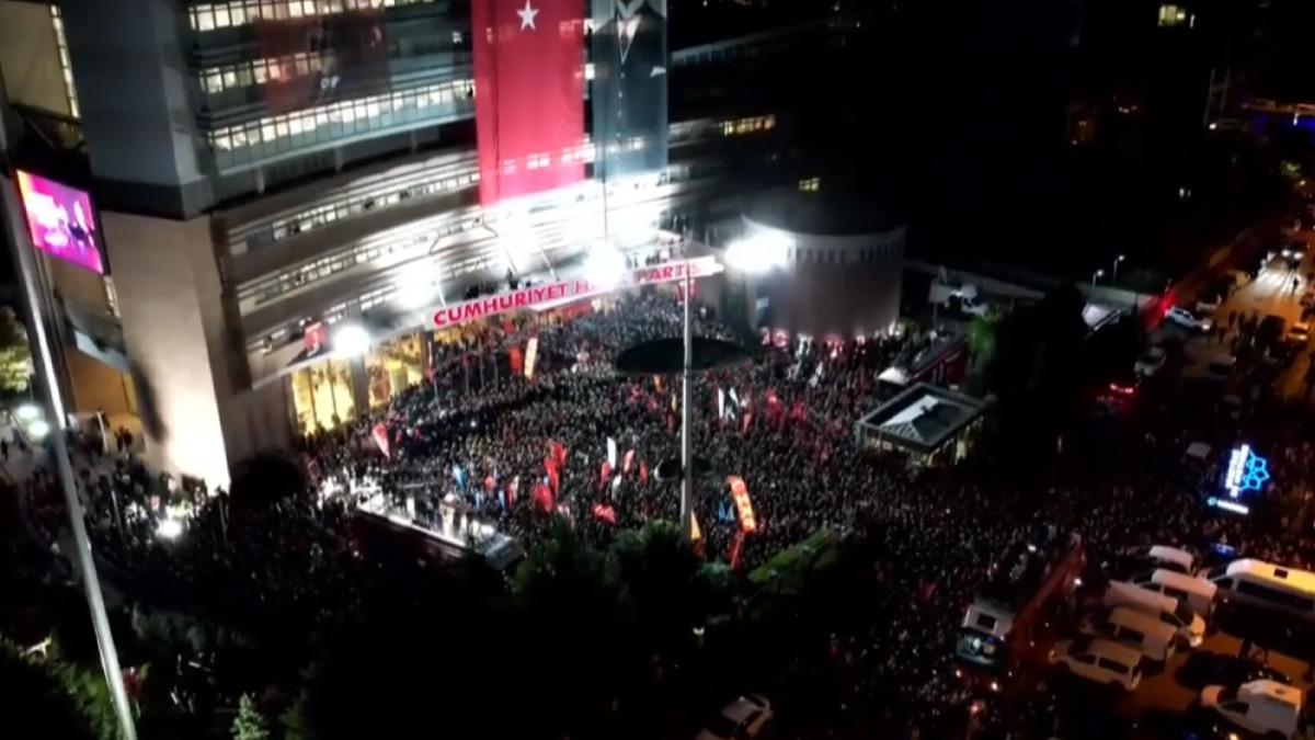 Özgür Özel, Kılıçdaroğlu yla görüşmesini anlattı! "Boynumun borcudur" diyerek duyurdu 2