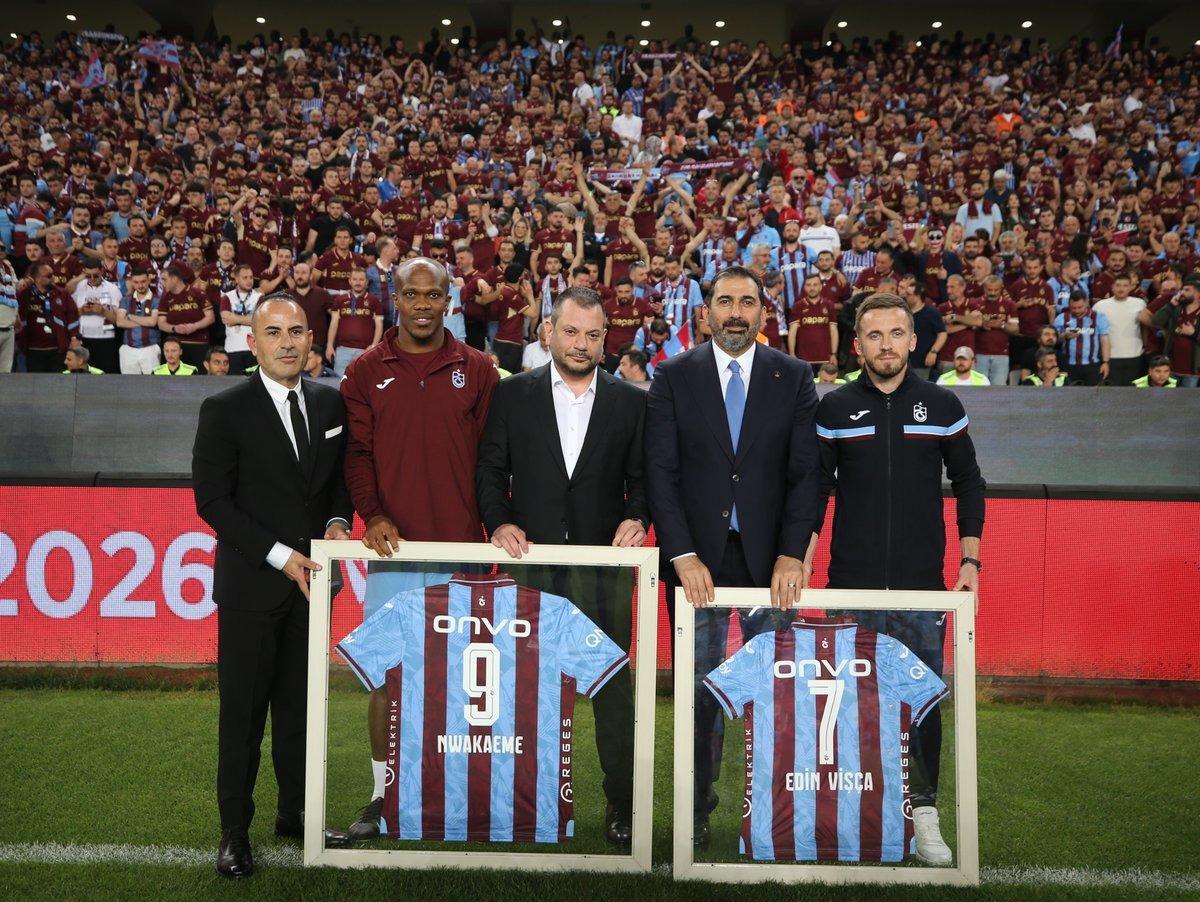 (Özet) Trabzonspor - Tümosan Konyaspor Maçı Özeti ve Tüm Önemli Anları 3