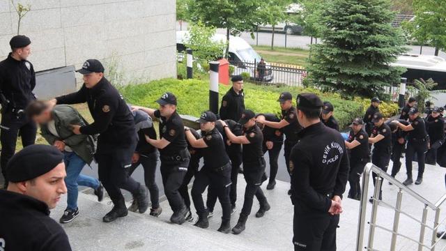 954 milyon liralık vurgunun operasyon anı kamerada: 35 tutuklama